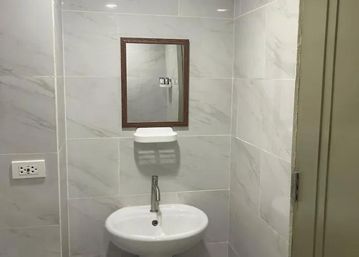 Ayala Center Unit *